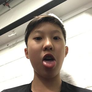 Meet your Posher, Zach